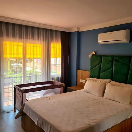 فندق مبيت وإفطار Ekin 3*